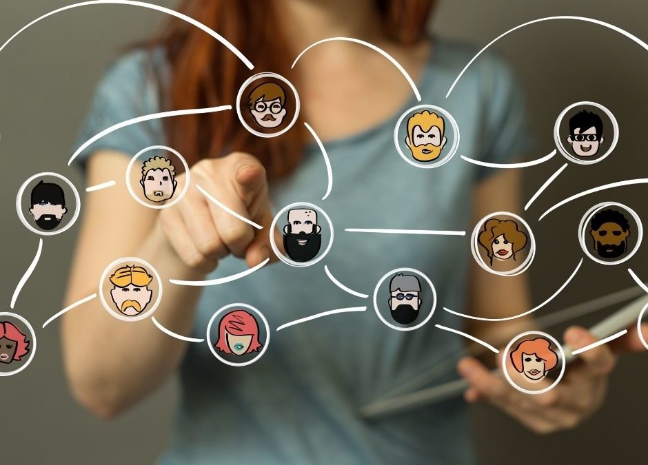 links 4 4 Ways to Boost Business Using Clubhouse